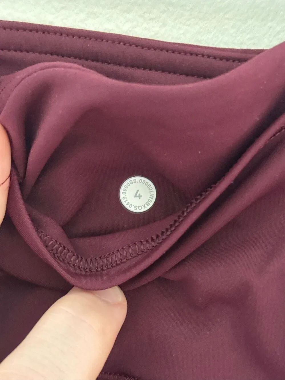 Lululemon Fast and Fre High-Rise Tight 25" 5 Pocket size 4 maroon - Picture 4 of 4